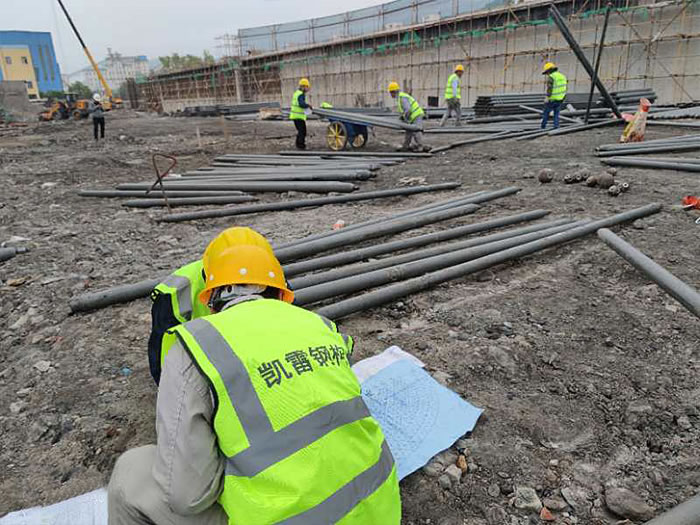 嘉峪关螺栓球网架结构